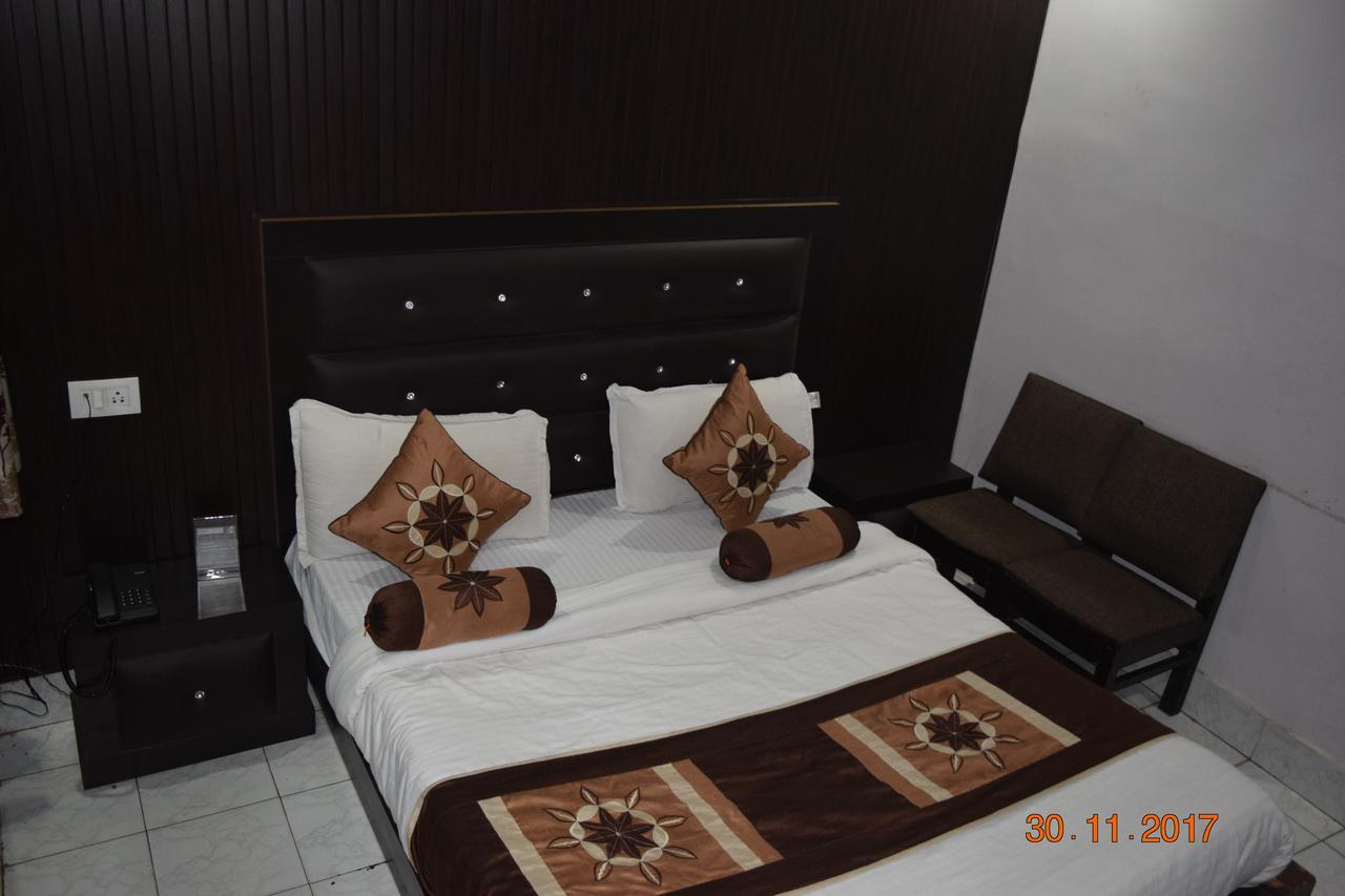 Hotel Trishul Харидвар Экстерьер фото