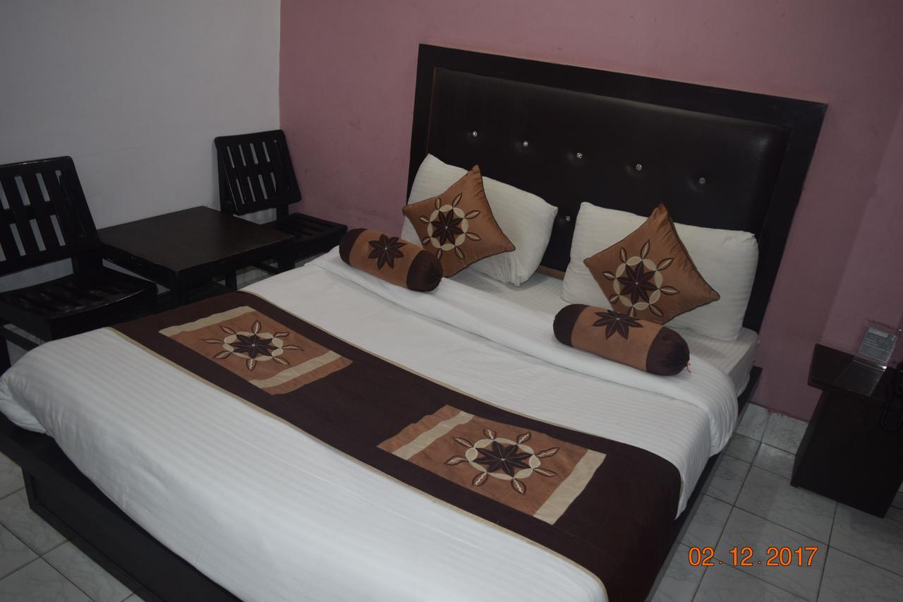 Hotel Trishul Харидвар Экстерьер фото