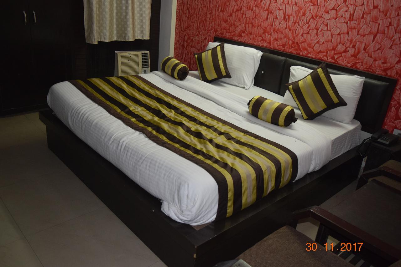 Hotel Trishul Харидвар Экстерьер фото