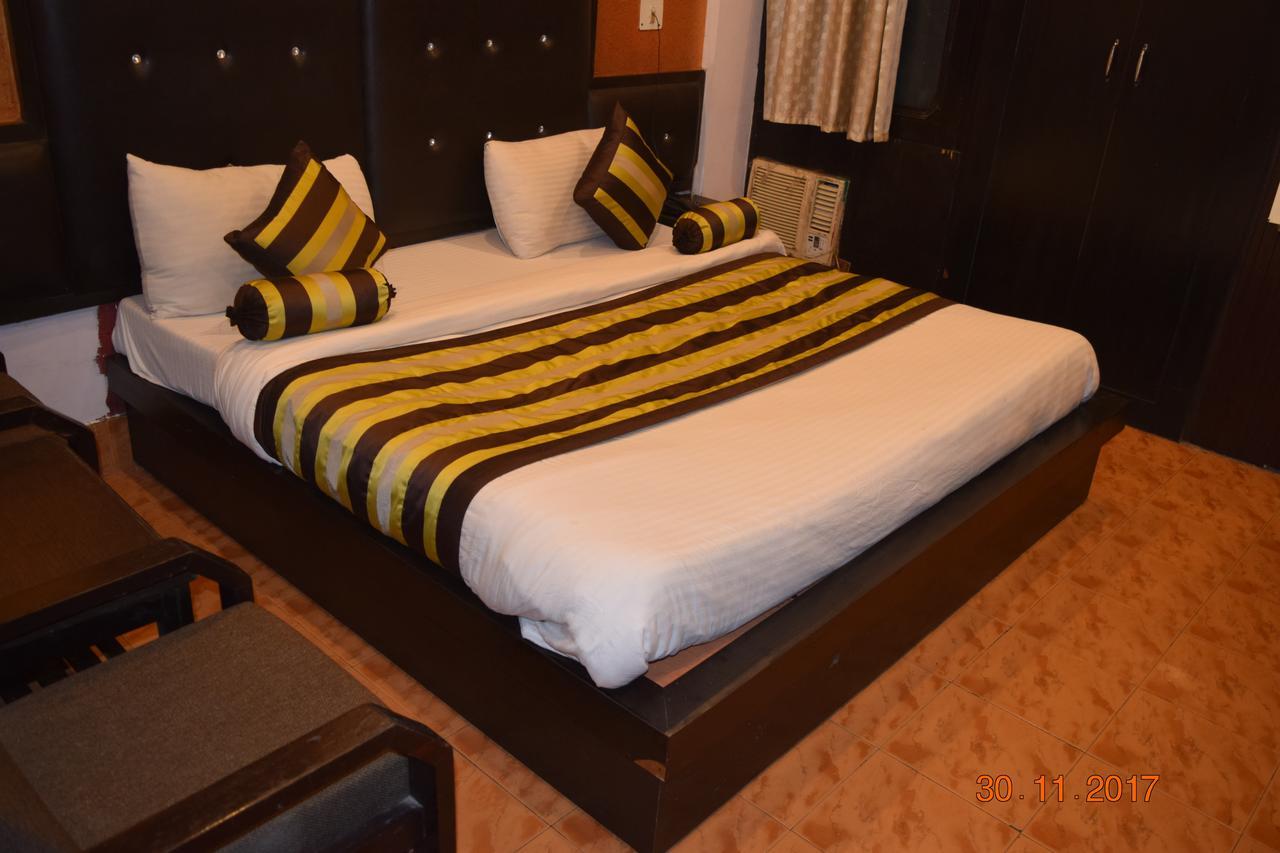 Hotel Trishul Харидвар Экстерьер фото