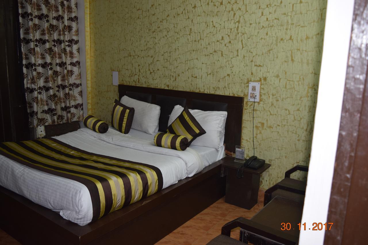 Hotel Trishul Харидвар Экстерьер фото